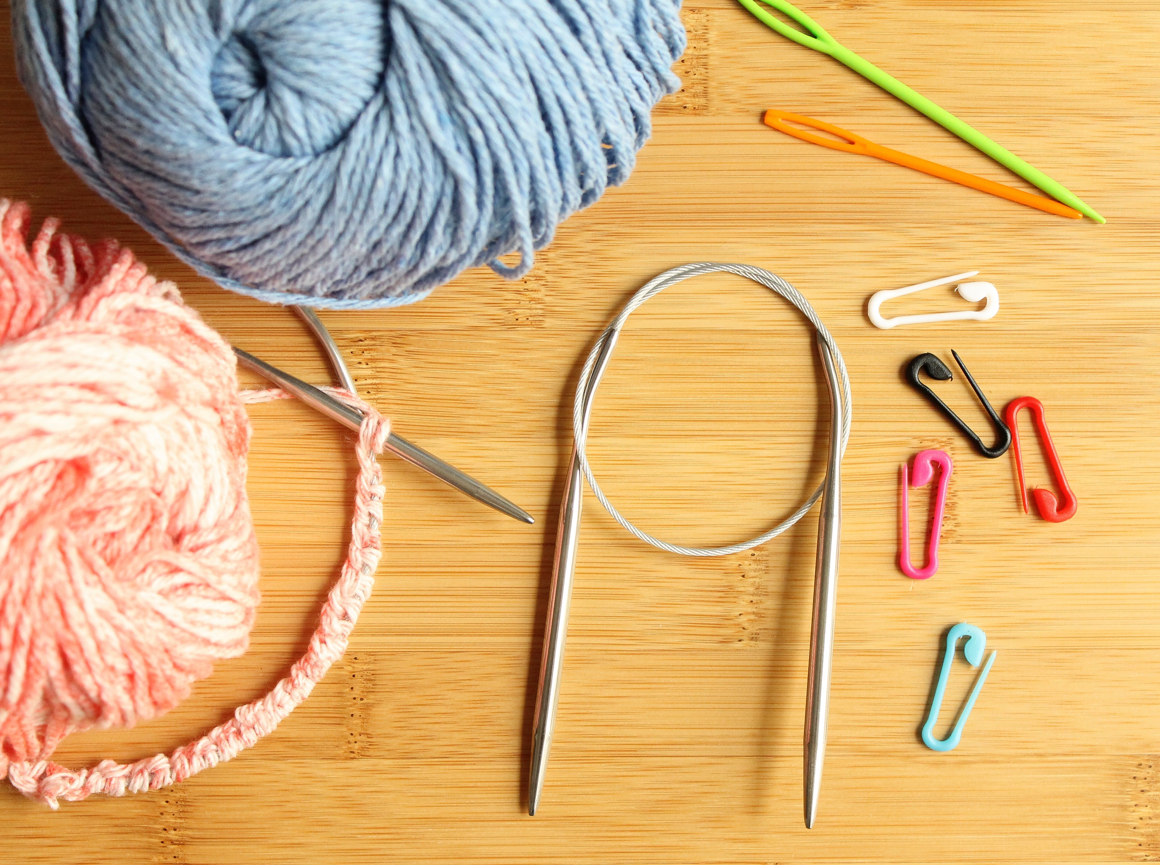 What do you need to begin knitting? - KnitPal